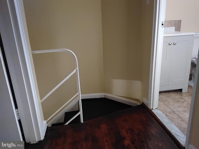 Building Photo - 3867 26th Ave