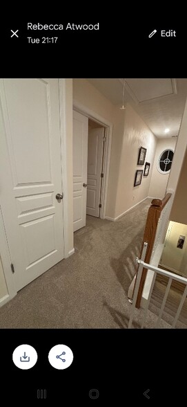 Building Photo - 5621 Memorial Dr