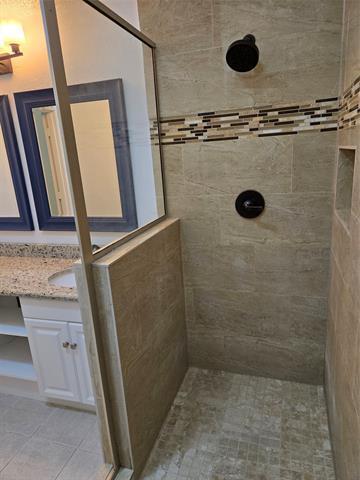 Building Photo - 3032 Big Oaks Dr