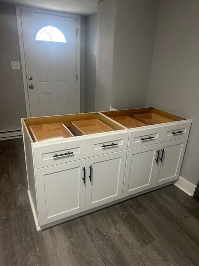 Building Photo - Huge 4 bed 3.5 bath house in Lawrenceville available July 1!!!