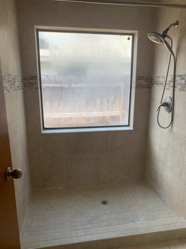 Building Photo - 1671 Grange Cir