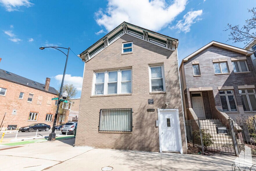 Building Photo - 959 N Wolcott Ave
