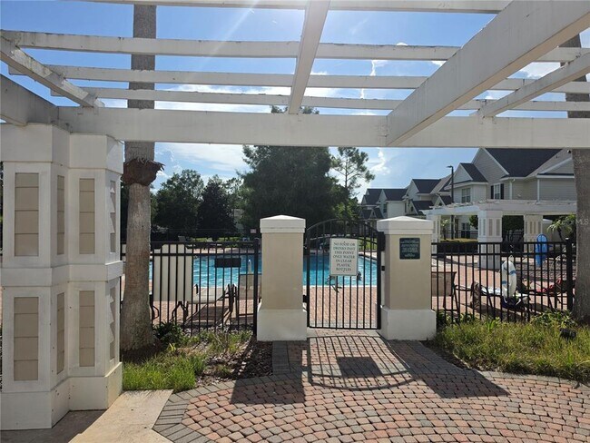 Building Photo - 1300 Eastern Pecan Pl