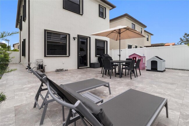 Building Photo - 3431 W 109th Pl