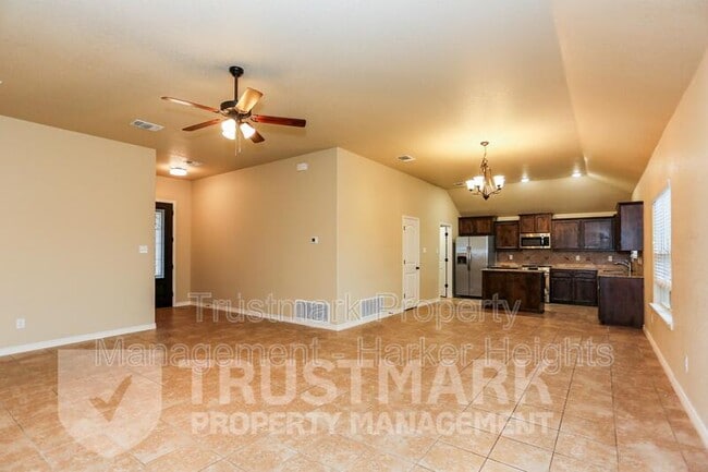 Building Photo - 1304 Risen Star Ln