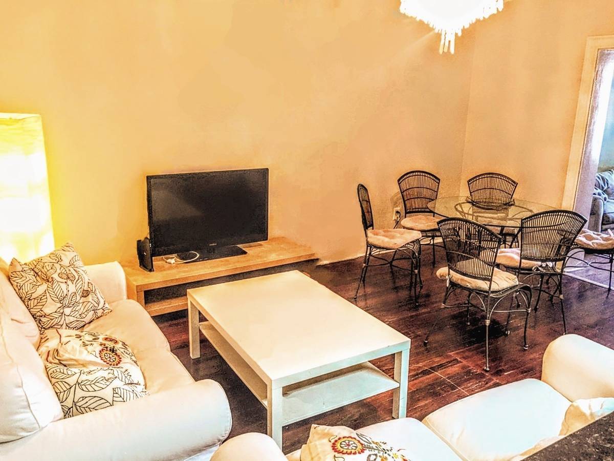 Building Photo - 617 Irving St NW