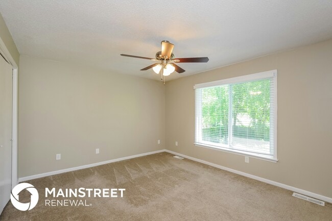 Building Photo - 4712 Halsey St