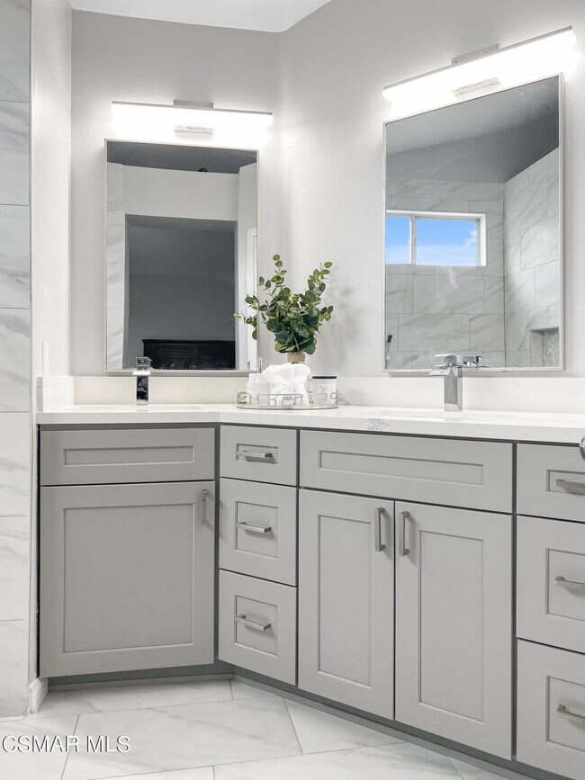 Building Photo - 2598 Winthrop Ct