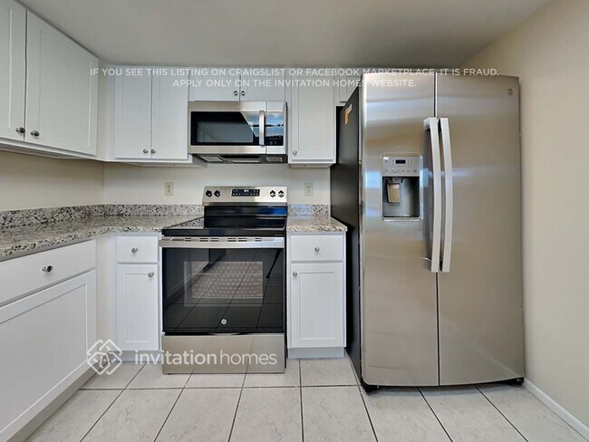 Building Photo - 11621 Sunshine Pond Rd