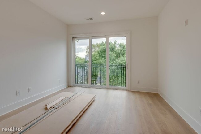 Building Photo - 1225 Lischey Ave