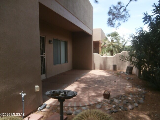 Building Photo - 3773 S Avenida de Encino