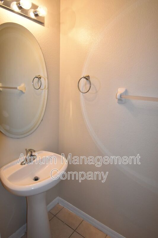 Building Photo - 331 Freedom's Ring Dr