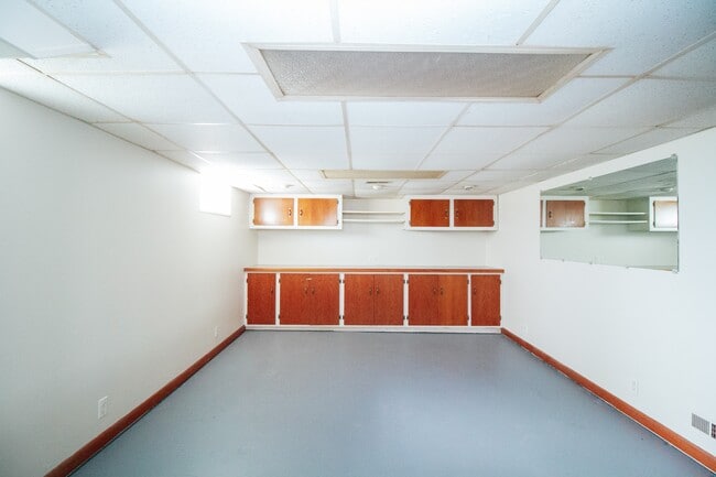 Building Photo - 4132 Berwick Ave