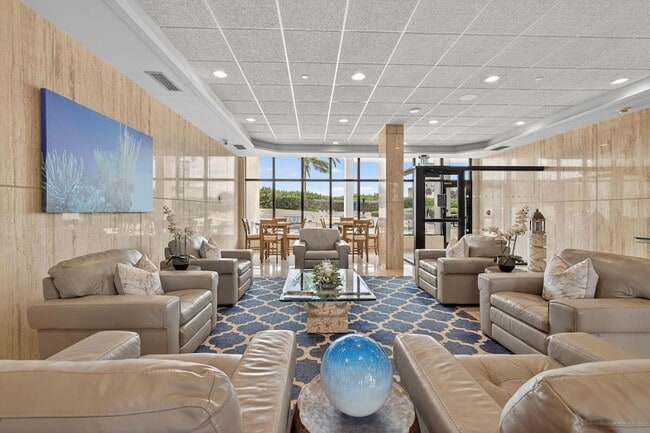 Building Photo - 9650 S Ocean Dr