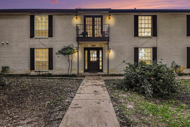 Building Photo - 4008RCC