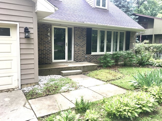 Building Photo - 761 Cynthia Dr