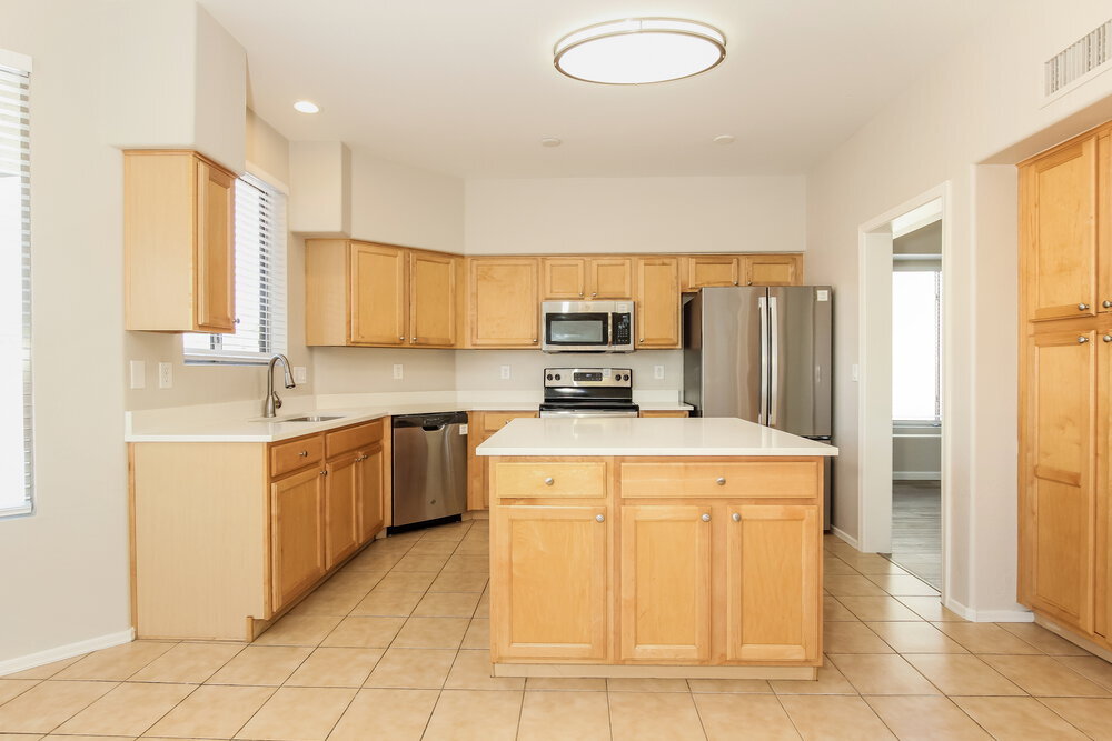 Building Photo - 3918 Escuda Dr