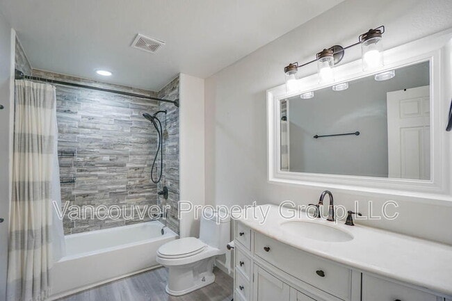 Building Photo - 2821 SE 138th Loop