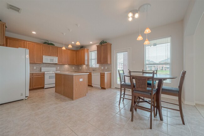 Building Photo - 18118 Billabong Crescent Ct