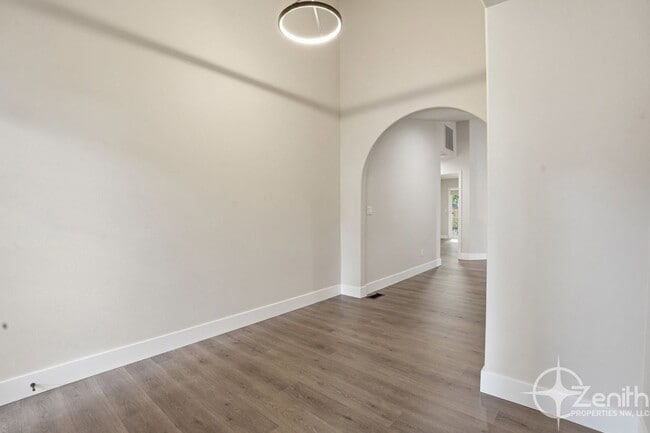 Building Photo - 2348 NW 45th Ave