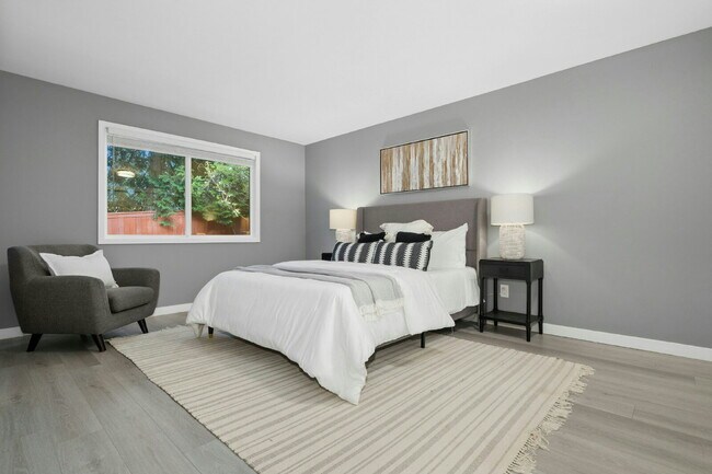Building Photo - Private Kenmore Retreat | 4 Bed | 2 Bath | Beautifully Updated | Landscaping Included- Available ...