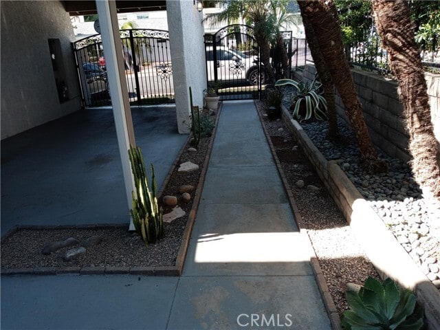 Building Photo - 2368 Carrotwood Dr