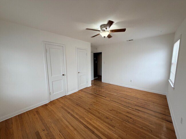 Building Photo - 2510 36th St