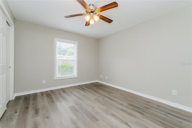 Building Photo - 1909 Glen Echo Ln