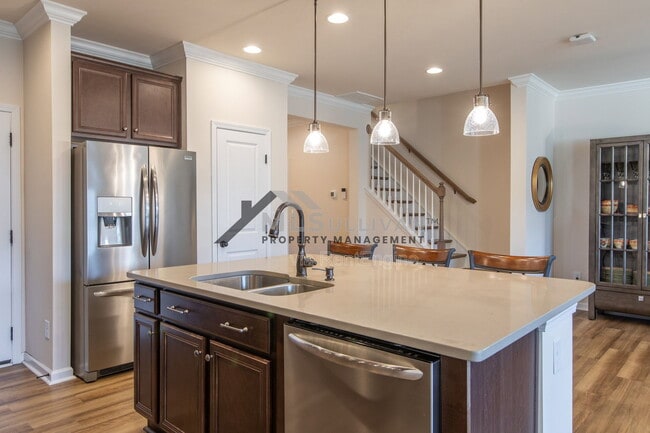 Building Photo - 1119 Southpoint Trl