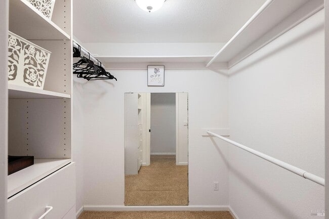 Building Photo - 1051 Stonebridge Dr