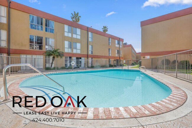 Building Photo - 17830 1/3 Sherman Way -325