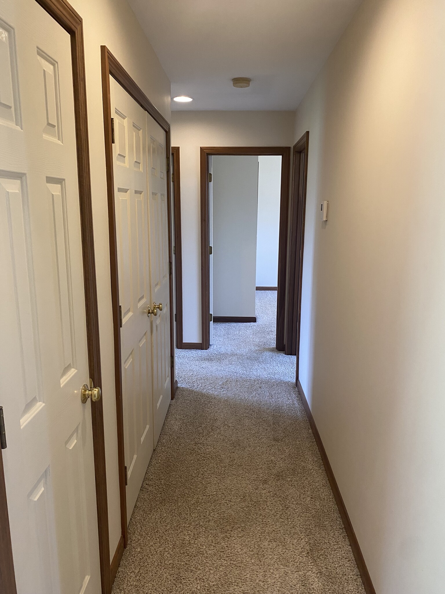 Building Photo - 2925 E Buckskin Dr