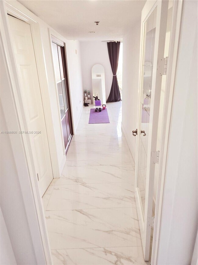 Building Photo - 1650 Coral Wy