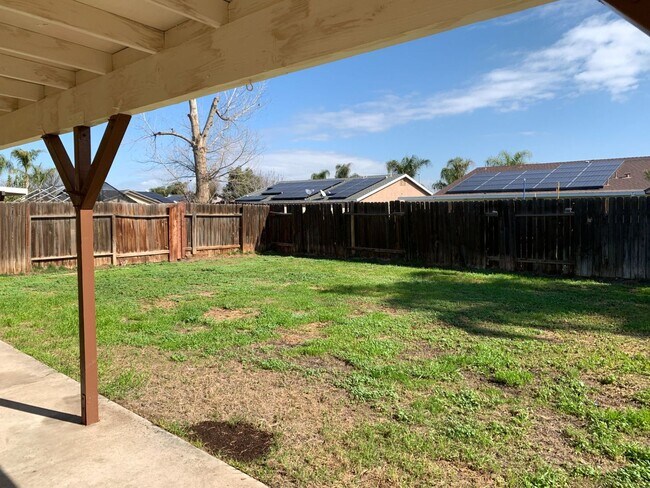 Building Photo - 6204 Straub Ln