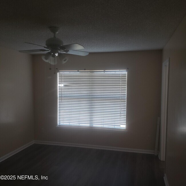 Building Photo - 8602 Longford Dr