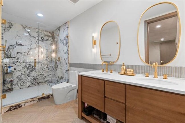 Building Photo - 15202 SW 80th Ave