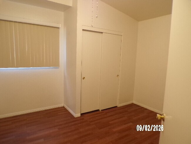 Building Photo - 43702 La Paz Ln