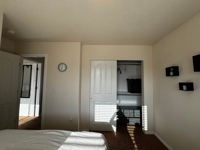 Building Photo - 7071 S Kristilyn Ln