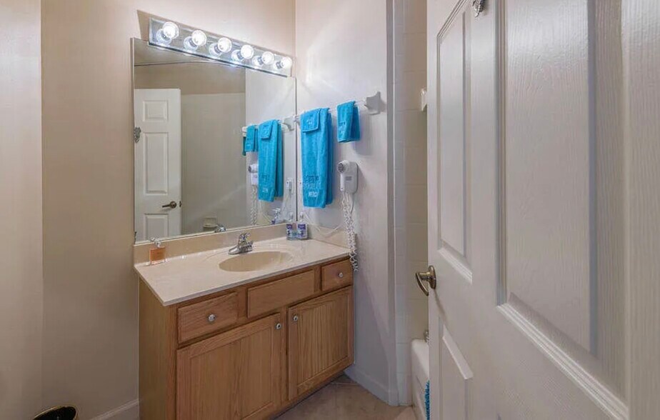 Building Photo - 8376 Mulligan Cir