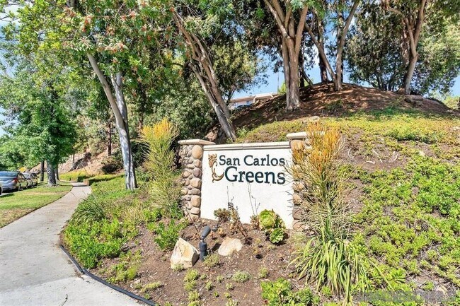 Building Photo - 7858 Cowles Mountain Ct