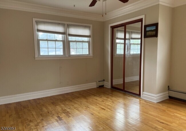 Building Photo - 11 Crefeld Ct