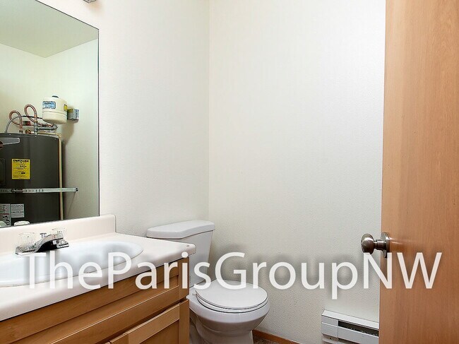 Building Photo - Big & Beautiful South Seattle 2BR/2BA