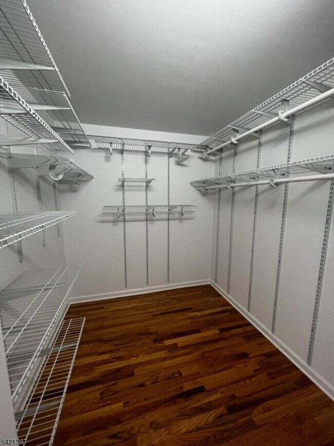 Building Photo - 53 W Palisade Ave