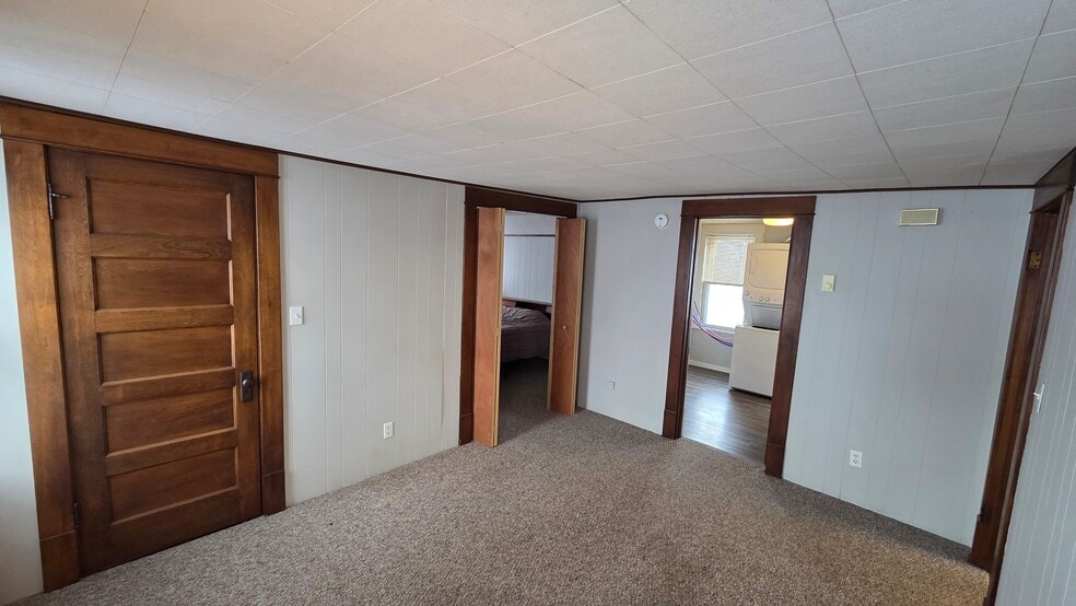 Building Photo - 919 Harney Ave