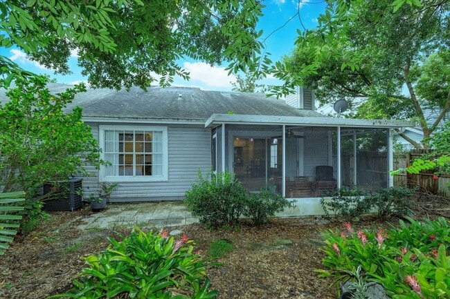 Building Photo - ? Charming Longwood Townhome with Modern Updates & Solar Power