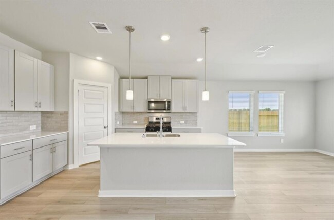 Building Photo - 3415 Zilker Ln