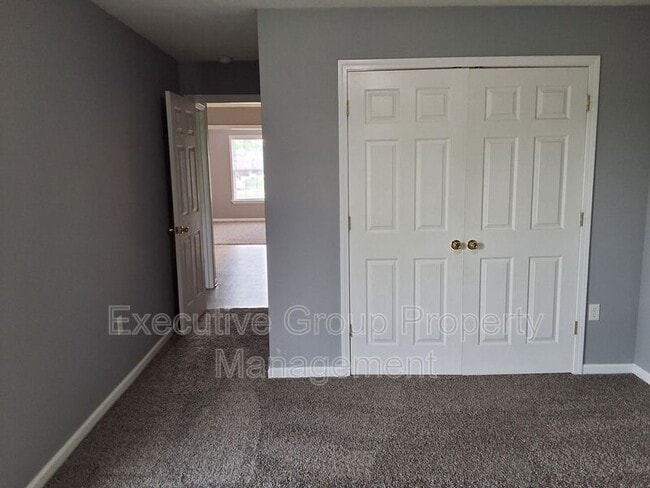 Building Photo - 110 Hurstfield Dr
