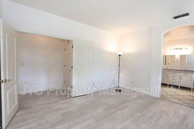 Building Photo - 7817 Westbourne Way