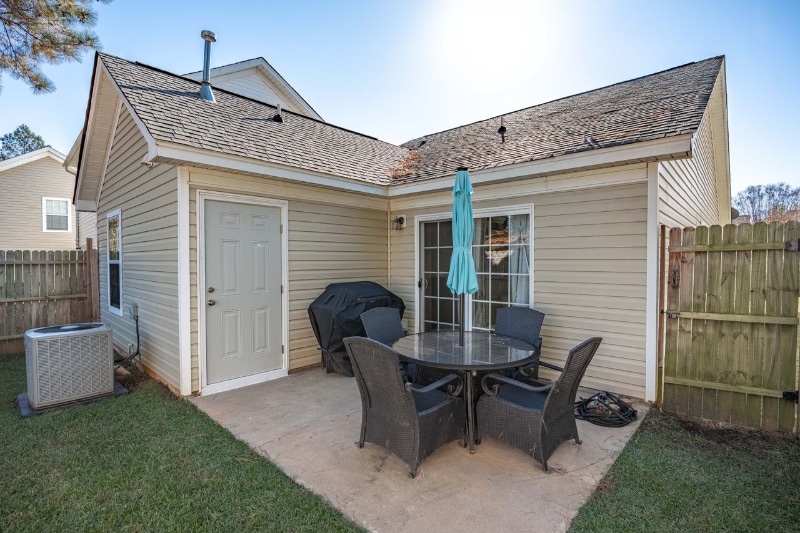 Building Photo - 129 Merowey Ct