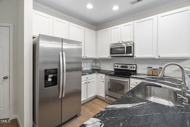 Building Photo - 102 Jamison Woods Ln